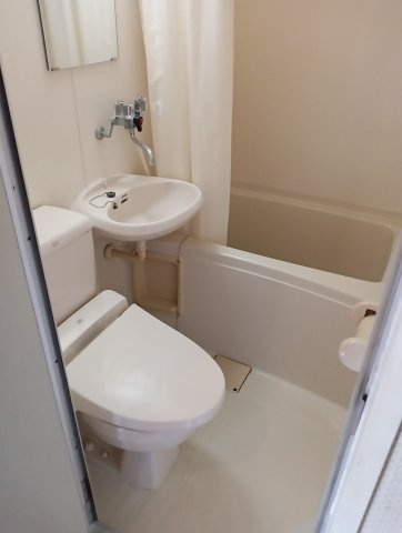 東金市松之郷　中古戸建の浴室|2階ユニットバス