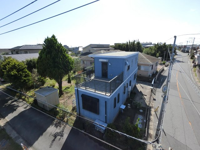 九十九里町小関　中古戸建の前面道路含む現地写真|前面道路含む現地写真です