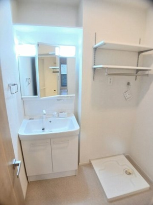 【洗面所】 | プロムナード椿 | 脱衣スペースもあります