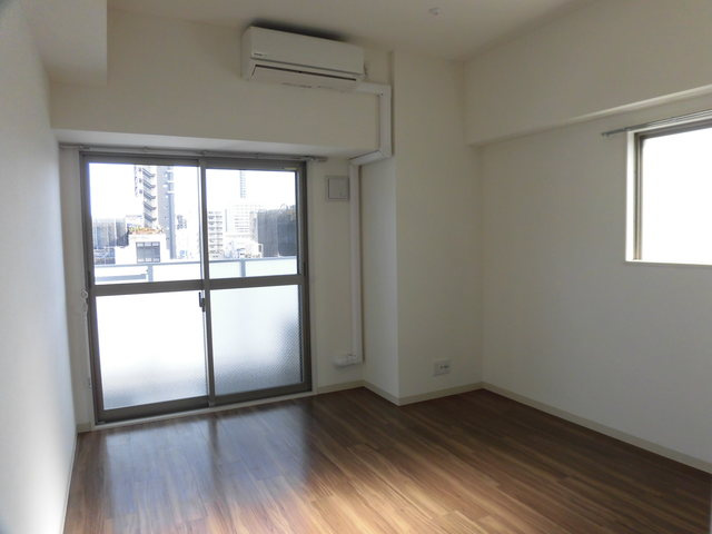 ルペルティアの洋室|採光を重視した南向きのお部屋♪