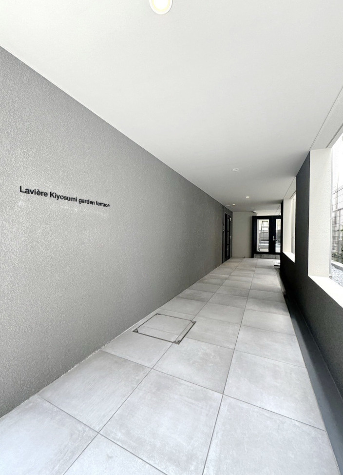 ラヴィエール清澄ガーデンテラスのエントランス