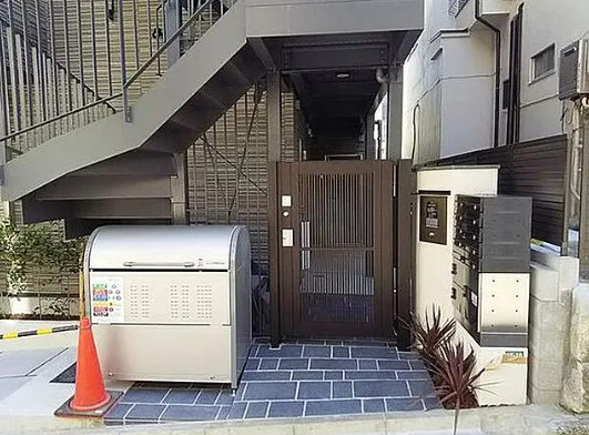 グレイスヒルズ新中野のエントランス
