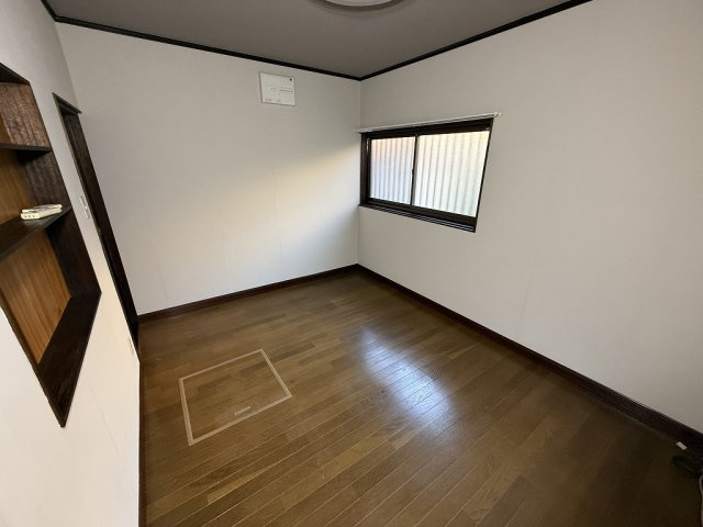 東坊城町戸建ての内装