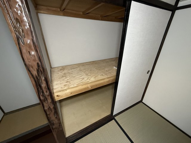 東坊城町戸建ての収納