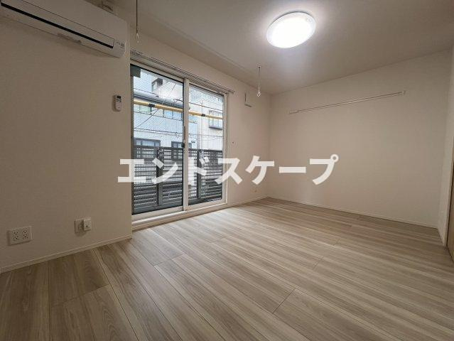 ＡＫコンフォルト高崎栄町の居間・リビング|高崎、前橋のお部屋探しはエンドスケープまで！お客様の理想お聞かせ下さい♪
内装の色味が画像と異なる場合がございます。