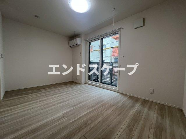 ＡＫコンフォルト高崎栄町の居間・リビング|高崎、前橋のお部屋探しはエンドスケープまで！お客様の理想お聞かせ下さい♪
内装の色味が画像と異なる場合がございます。