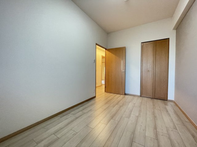 【洋室】 | エスリード堺三国ヶ丘