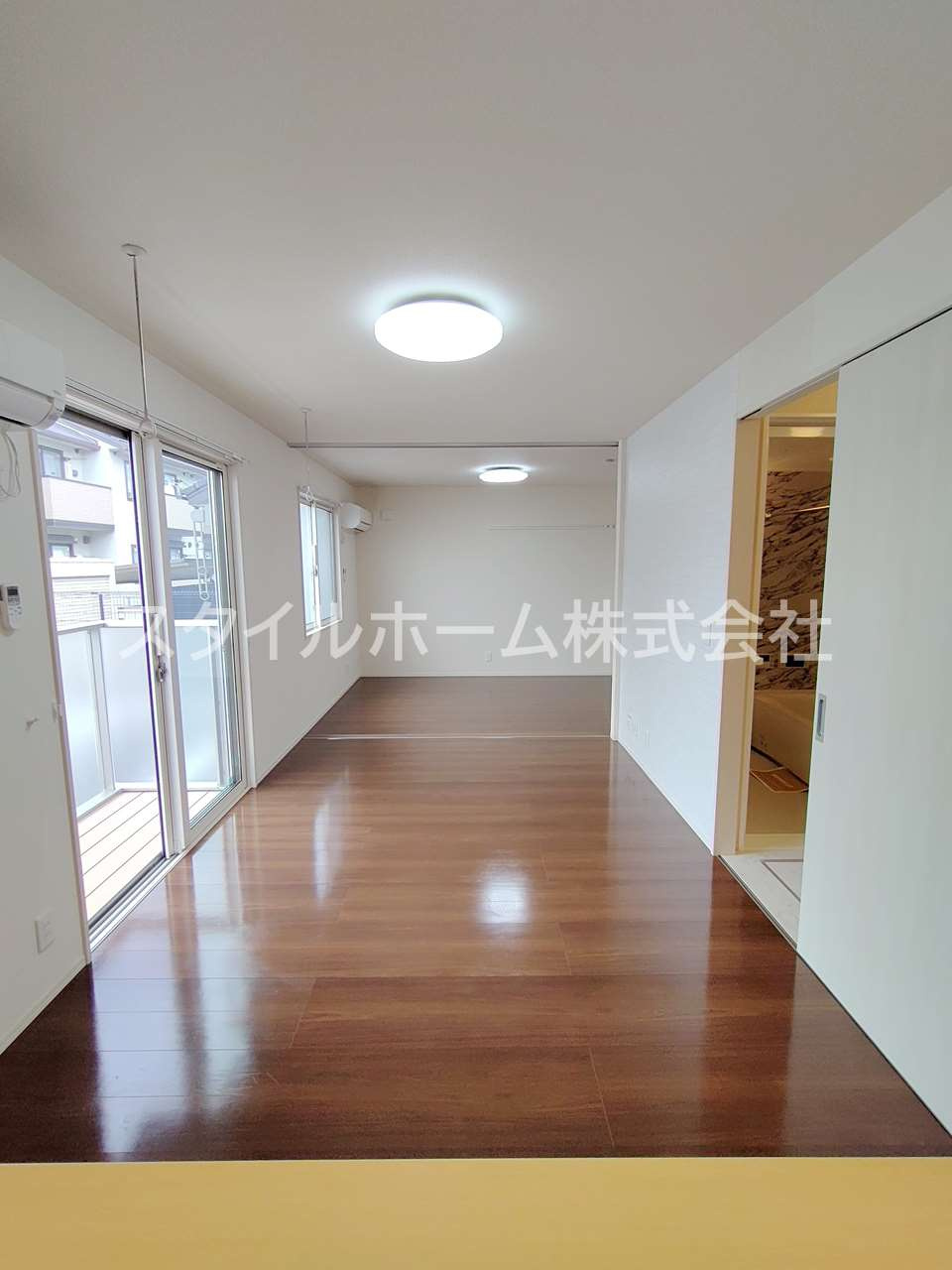 ルミエール　Bの居間・リビング