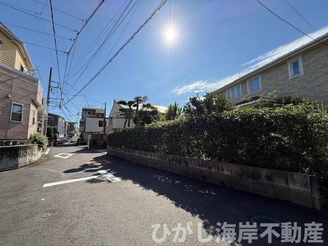 茅ヶ崎市松が丘２丁目　売地　の前面道路含む現地写真|現地外観
