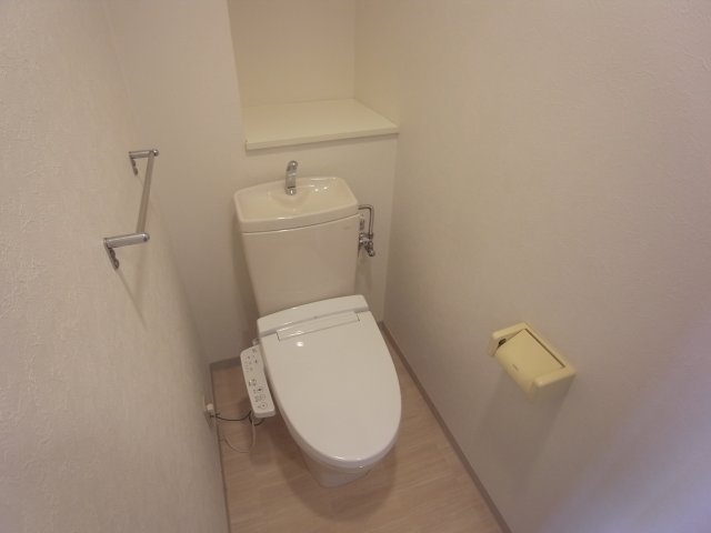 プラスワン芦屋のトイレ