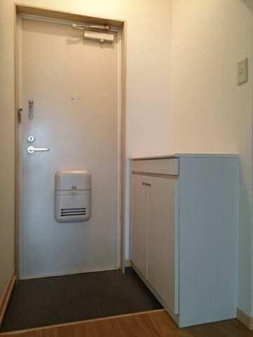 エルディム川花の玄関