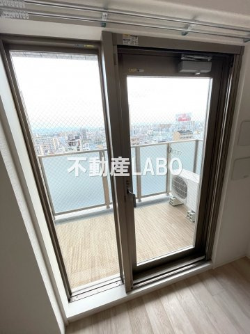 エスリード弁天町グロリアのバルコニー