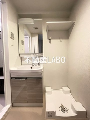 エスリード弁天町グロリアの洗面所