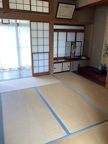 桐生市境野町農地付き中古戸建の和室|和室がひろがる居住スペース