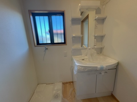 千代田町舞木新築平家建ての独立洗面台|独立洗面化粧台付き