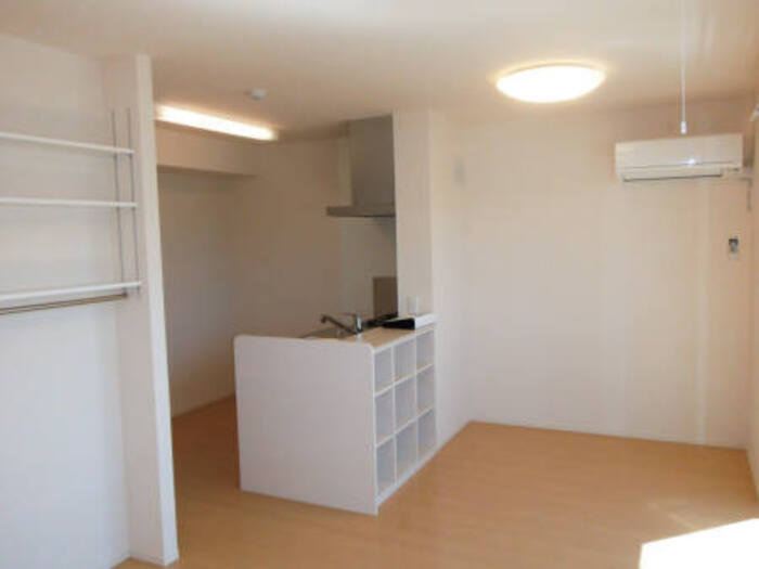 宮前ヒルズＢ棟の居間・リビング