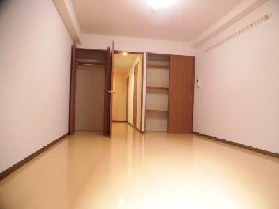 アビターレ油小路の内装