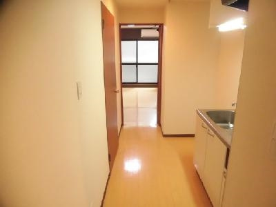 アビターレ油小路の内装|玄関から～