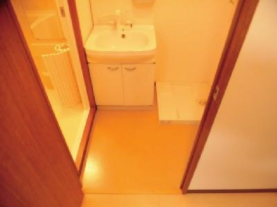 アビターレ油小路の洗面所|脱衣スペース