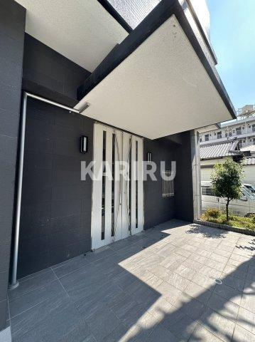 フォレストガーデン成育Ⅱのエントランス