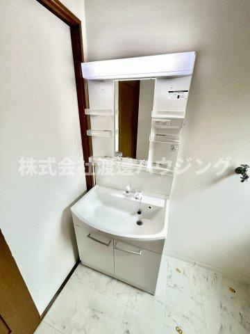 山口邸の洗面所