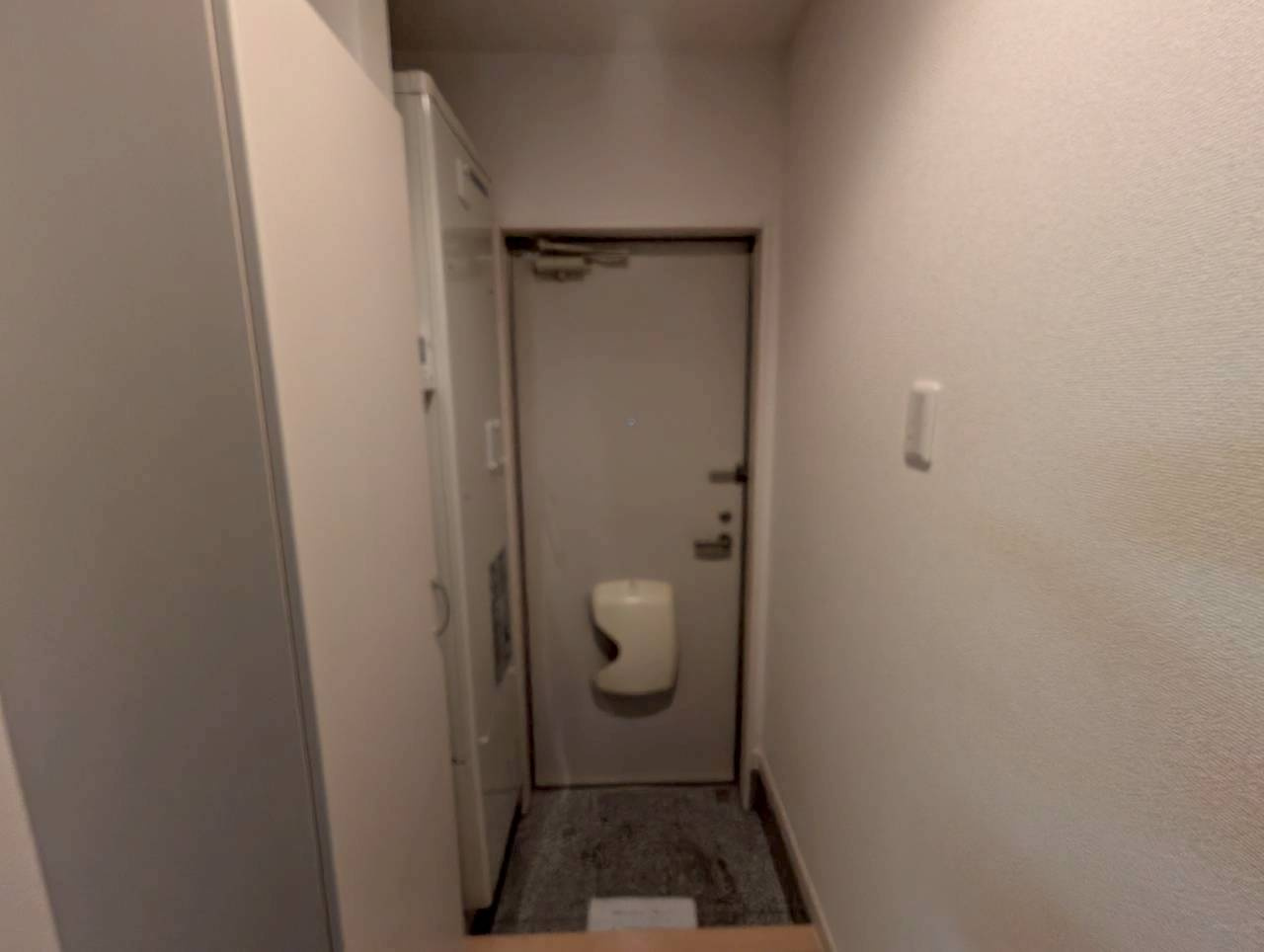 ル・クラージュ花屋敷の玄関