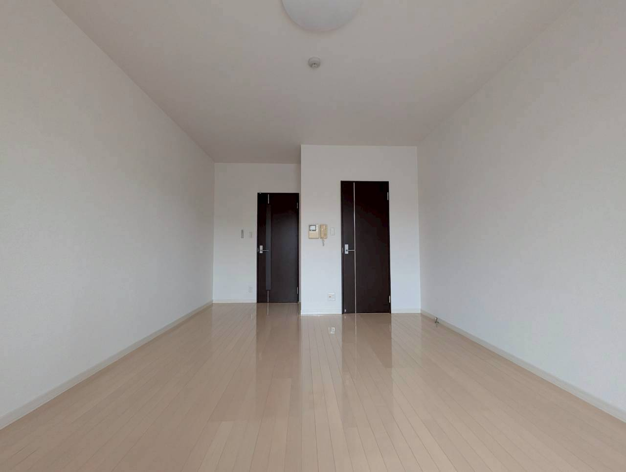 ル・クラージュ花屋敷の居間・リビング