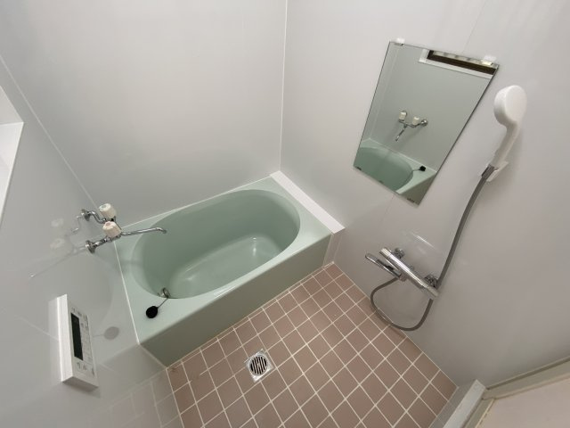 行田市佐間　【リフォーム済】の浴室|コンパクトで使いやすいお風呂です