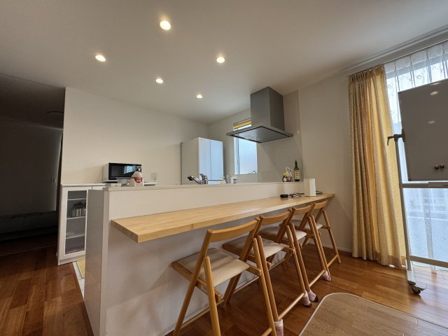 -三丁目不動産-　本庄市柏　注文住宅　オール電化のキッチン|キッチンでお料理をお楽しみください