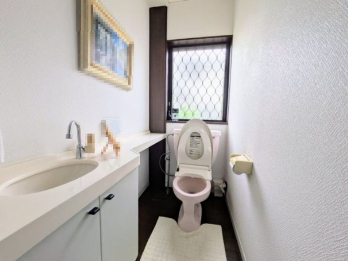 前橋市亀里町　【土地239坪･ミサワホーム中古戸建】のトイレ|ゆったりとした空間のトイレです