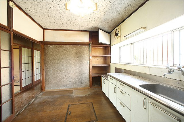 群馬県太田市泉町のキッチン|コンパクトなキッチンで掃除もラクラク