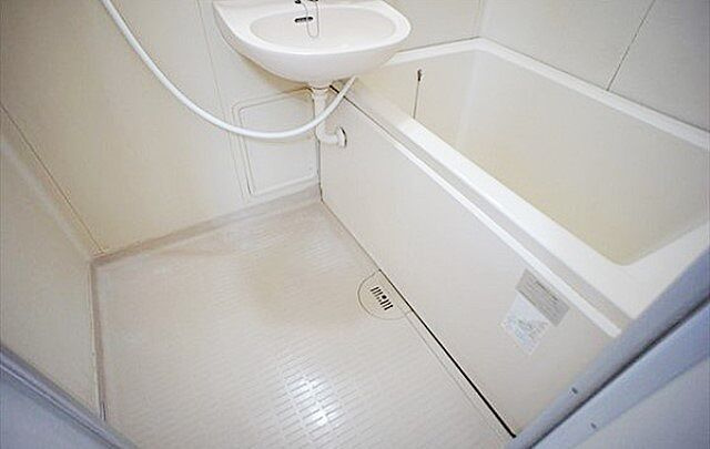 ソフィア長崎の浴室|同間取り別号室の参考写真