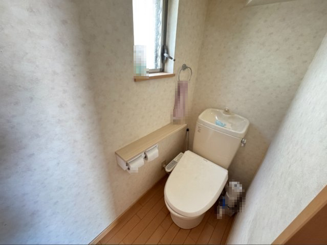 三浦市初声町　中古戸建のトイレ|トイレです