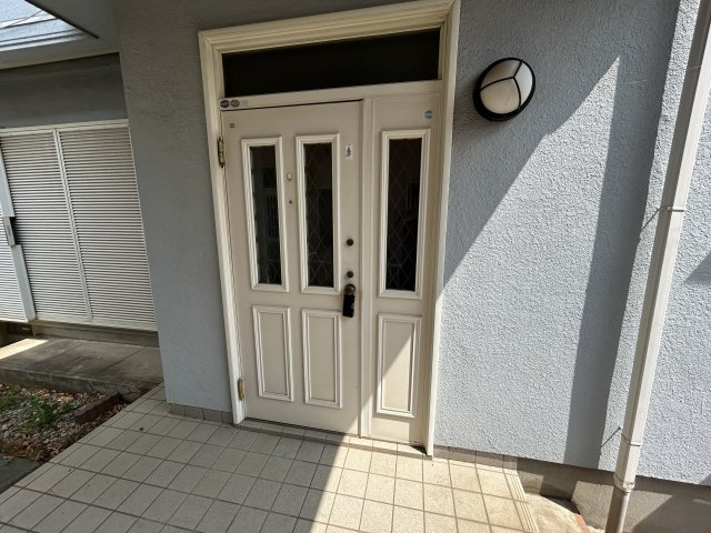 千葉県柏市宿連寺 中古戸建の玄関|シンプルで使いやすい玄関です