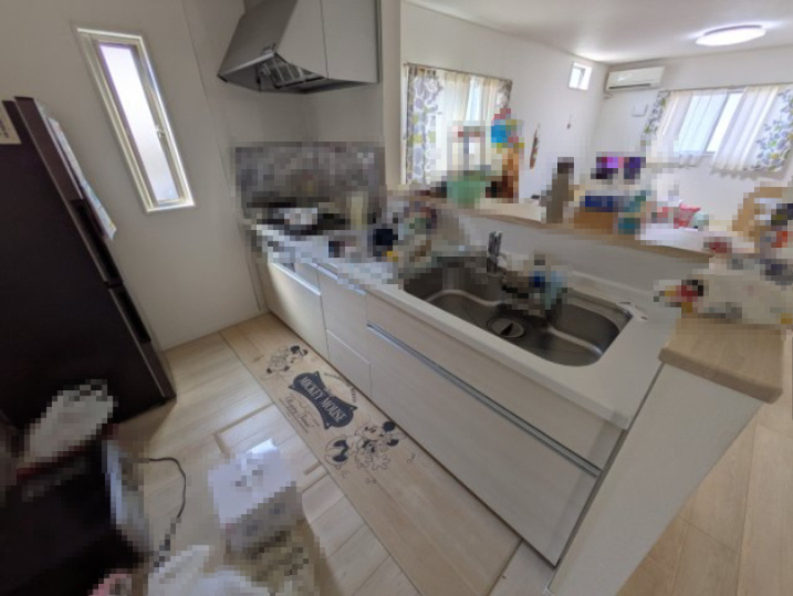 愛川町中津　【築浅中古戸建】のキッチン|お料理しやすいキッチンです