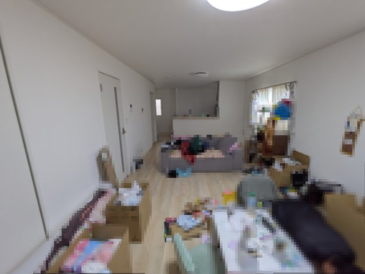 愛川町中津　【築浅中古戸建】の居間・リビング|ゆったりとした居間です