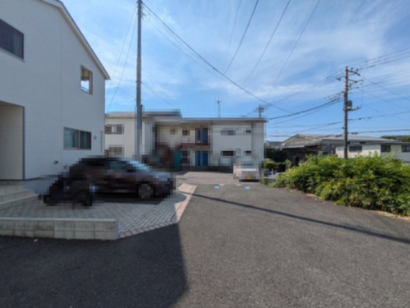 愛川町中津　【築浅中古戸建】の前面道路含む現地写真|前面道路含む現地写真です