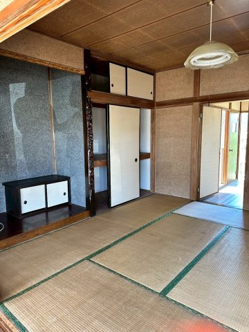 千葉県茂原市高師 中古戸建の和室|い草の香りが落ち着く素敵な和室です