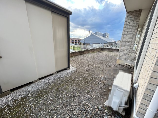 【吹抜】伊勢崎市市場町1丁目　中古住宅の庭|お庭の付いた物件です