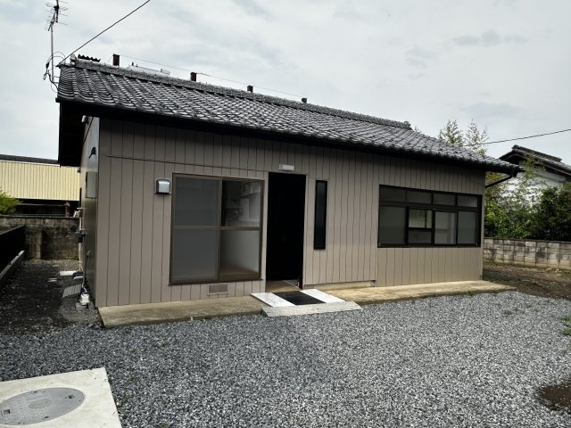 富岡市中高瀬の中古一戸建の外観|外観もきれいです