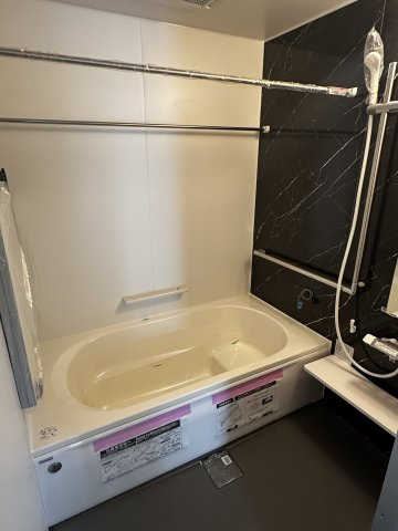 富岡市中高瀬の中古一戸建の浴室|お風呂で日々の疲れを落としましょう