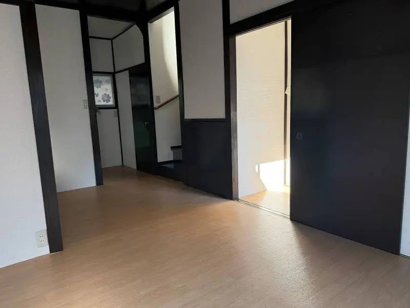 埼玉県ふじみ野市桜ケ丘二丁目 中古戸建の居間・リビング|リビングです