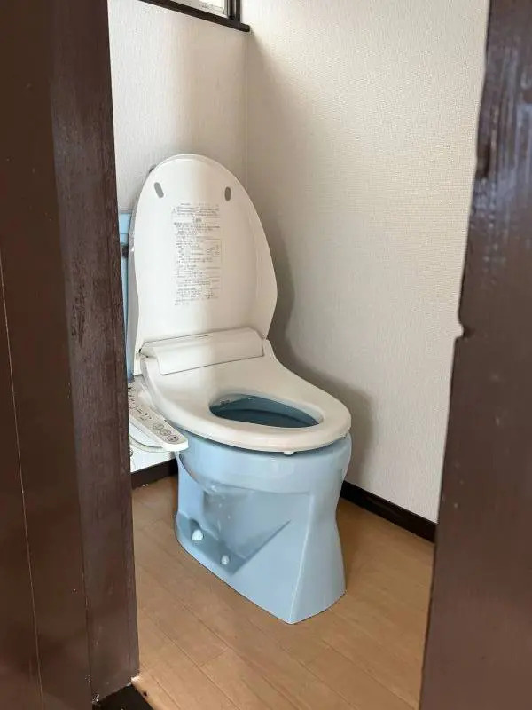 埼玉県ふじみ野市桜ケ丘二丁目 中古戸建のトイレ|落ち着いたトイレです