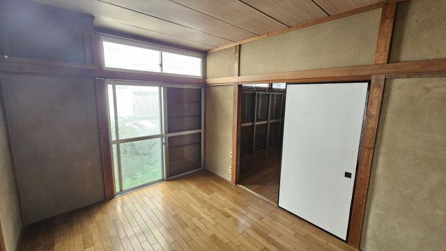 富士見町3丁目中古戸建の内装|内装もきれいです