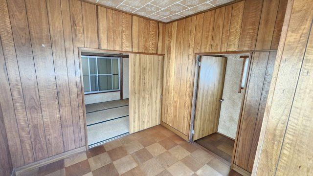 富士見町3丁目中古戸建の玄関|きれいな玄関です