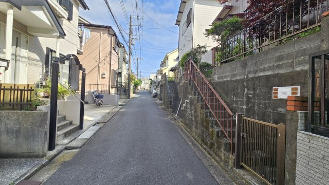 富士見町3丁目中古戸建の前面道路含む現地写真|前面道路含む現地写真です