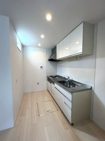 蕨市中央二丁目戸建のキッチン|キッチンでお料理をお楽しみください