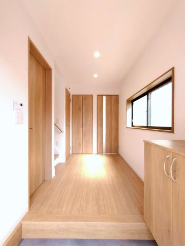 相模原市南区西大沼五丁目戸建の居間・リビング|おしゃれなリビングです