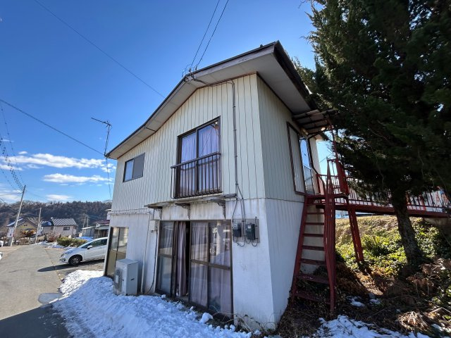 【土地2筆、建物2棟】沼田市下川田町　倉庫付き戸建ての外観|外観は落ち着いています