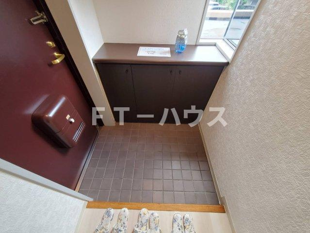 フェリス鷺沼の玄関